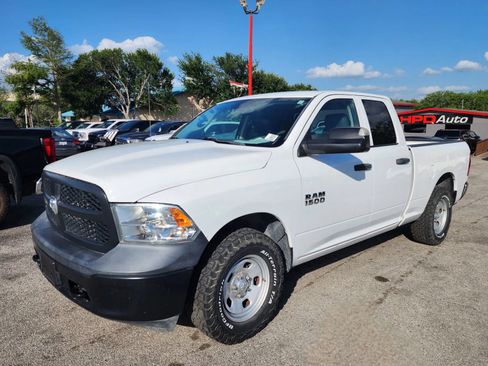 Used 2016 RAM 1500 Tradesman AWD/4WD image 7