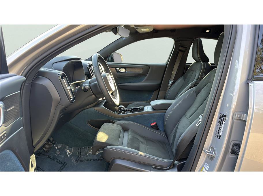 Used 2023 Volvo C40 P8 Recharge Ultimate AWD/4WD image 10