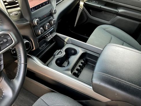 Used 2022 RAM 1500 Big Horn AWD/4WD image 16