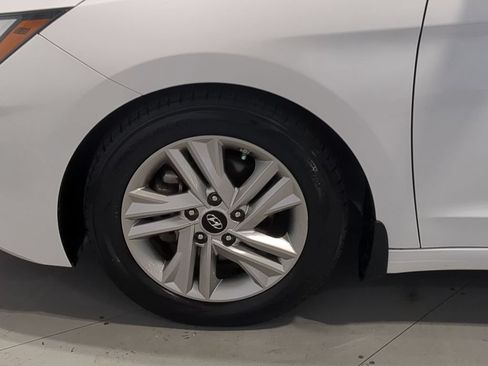 Used 2020 Hyundai Elantra Value Edition FWD image 17