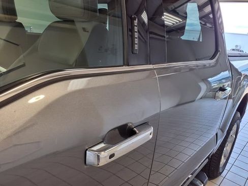 Used 2023 Ford F150 Lariat w/ Trailer Tow Package AWD/4WD image 7