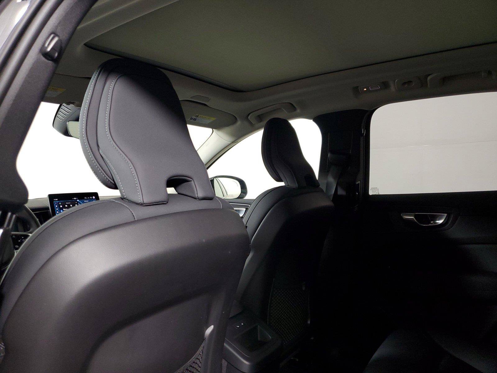 Certified 2026 Volvo XC60 B5 Plus AWD/4WD image 14