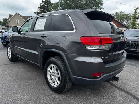 Used 2019 Jeep Grand Cherokee Laredo AWD/4WD image 5