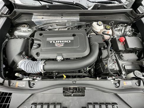 Used 2024 Cadillac XT4 Premium Luxury w/ Technology Package image 25