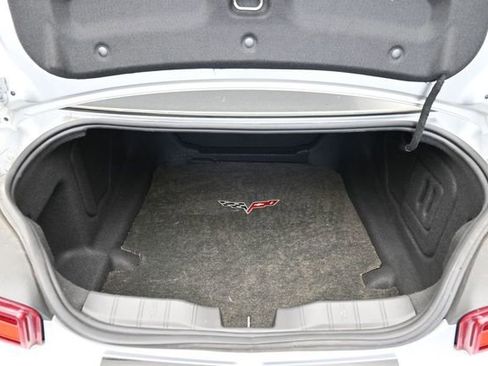 Used 2018 Chevrolet Camaro SS RWD image 30