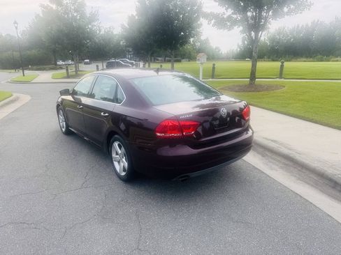 Used 2012 Volkswagen Passat 2.5 SE FWD image 6