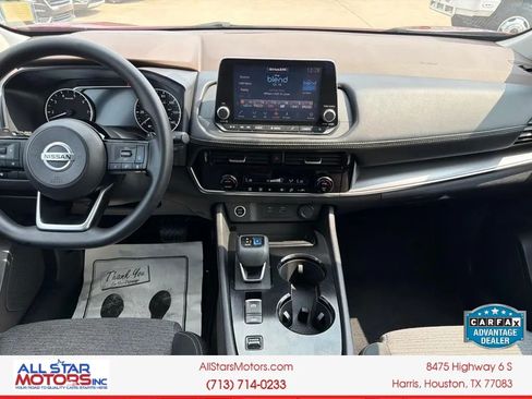 Used 2021 Nissan Rogue SV FWD image 21