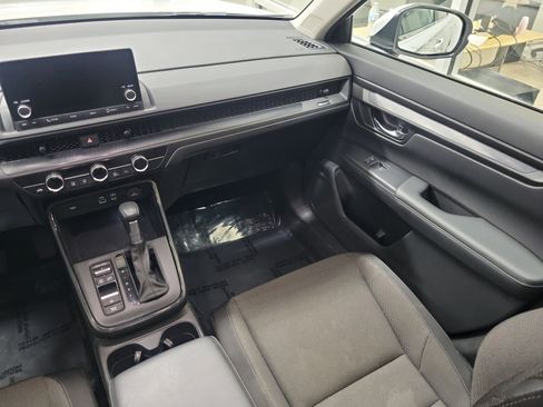 Used 2023 Honda CR-V EX image 12
