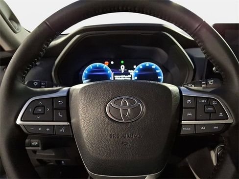 New 2026 Toyota Grand Highlander Limited image 13