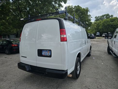 Used 2019 Chevrolet Express 2500 w/ Driver Convenience Package image 5