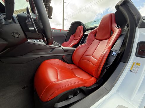 Used 2023 Chevrolet Corvette Stingray Convertible w/ 1LT image 18