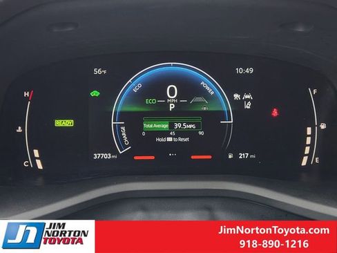 Used 2025 Toyota Camry SE image 17
