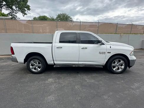 Used 2017 RAM 1500 Big Horn RWD image 5