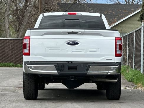 Used 2023 Ford F150 Lariat w/ Trailer Tow Package image 5