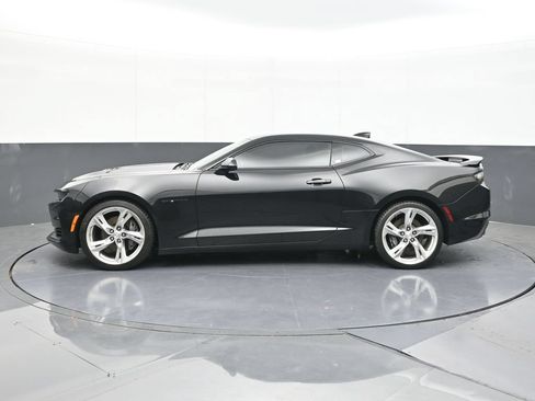 Used 2019 Chevrolet Camaro SS RWD image 6