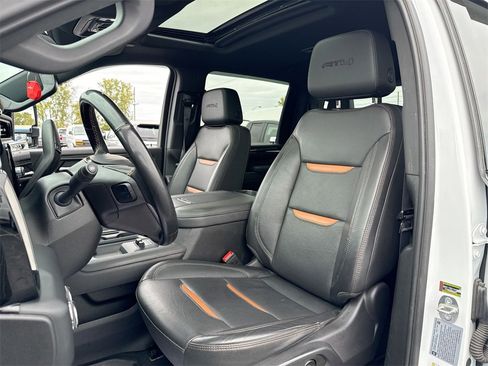 Used 2024 GMC Sierra 2500 AT4 w/ AT4 Premium Plus Package image 11