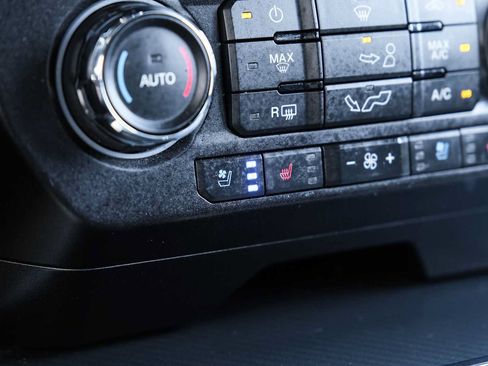 Used 2020 Ford F150 Lariat AWD/4WD image 44