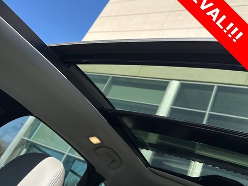 Used 2023 INFINITI QX50 Luxe image 17