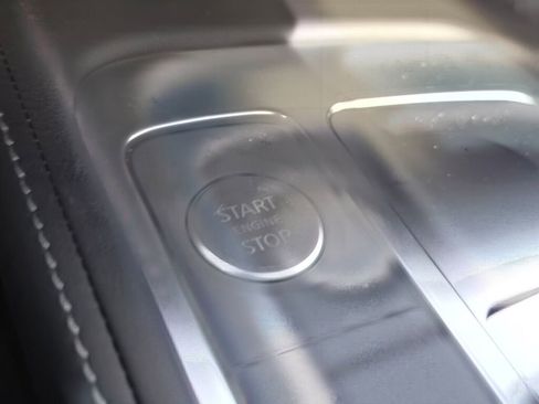 New 2025 INFINITI QX60 Sensory image 41