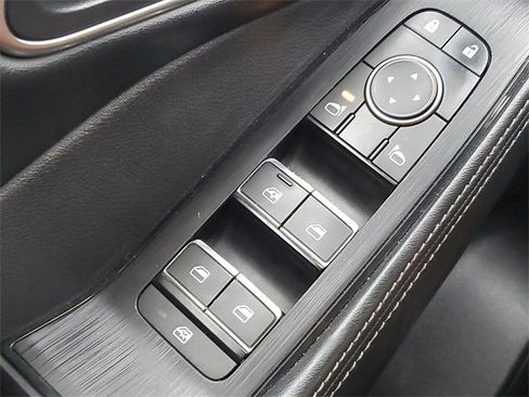 Used 2023 Nissan Rogue Platinum w/ Platinum Premium Package image 24