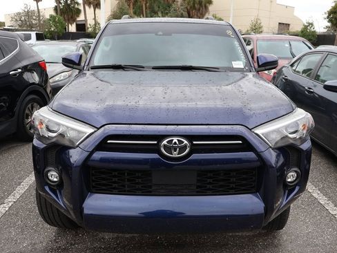 Used 2024 Toyota 4Runner SR5 image 5