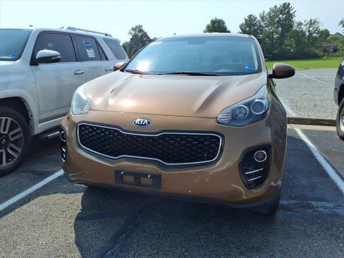 Used 2019 Kia Sportage LX AWD/4WD image 4