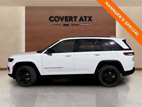 New 2025 Jeep Grand Cherokee Limited w/ Luxury Tech Group II image 2