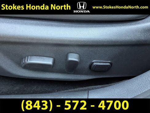 Used 2023 Nissan Sentra SR w/ SR Premium Package image 19