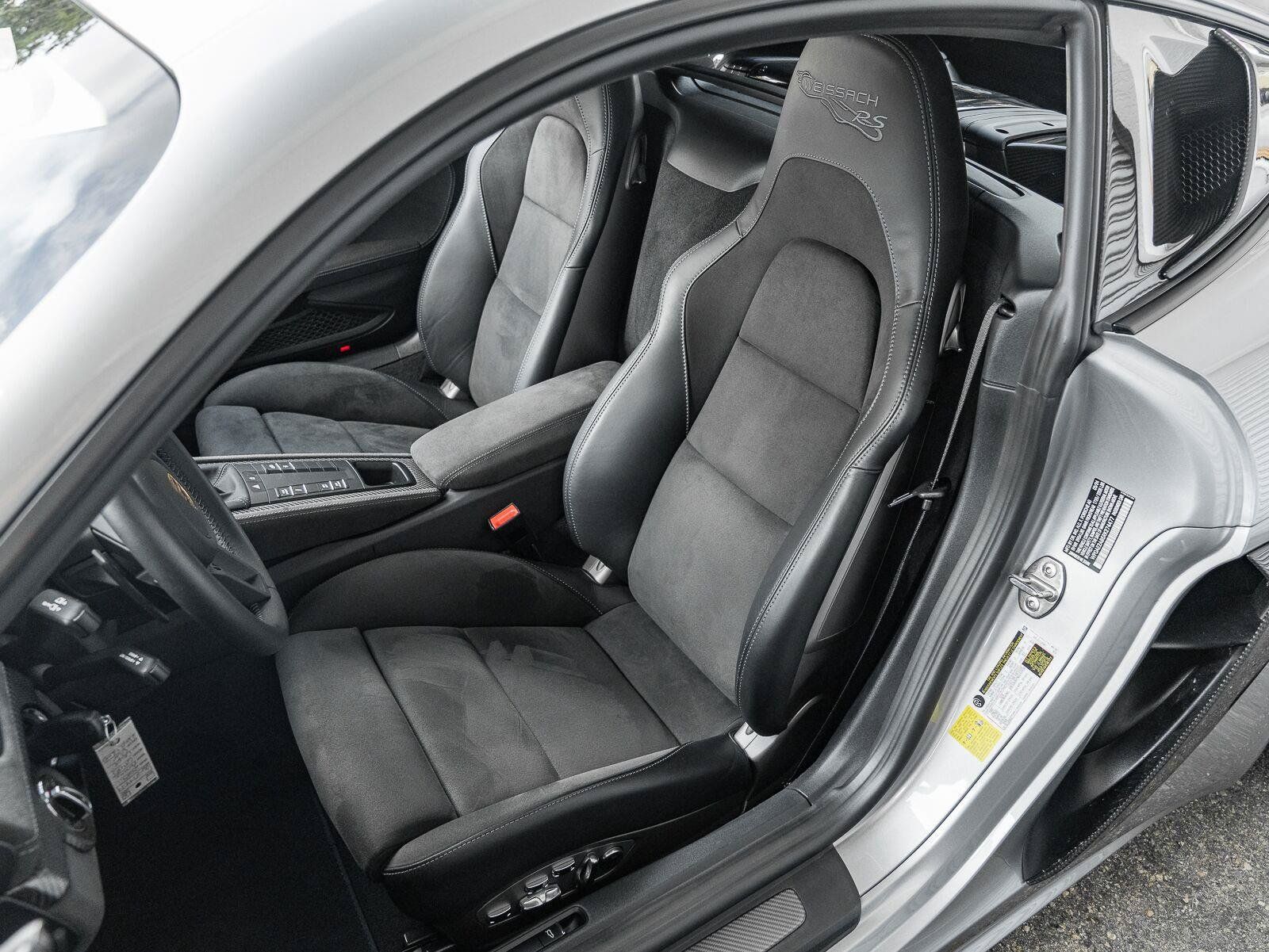 Used 2024 Porsche 718 Cayman GT4 RS RWD image 15