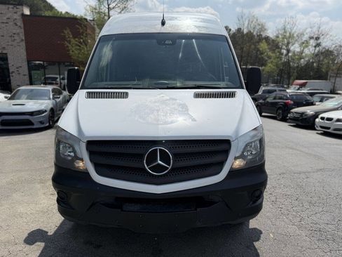 Used 2016 Mercedes-Benz Sprinter 2500 image 1