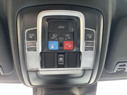 New 2026 RAM 2500 Laramie w/ Sport Appearance Package AWD/4WD image 35
