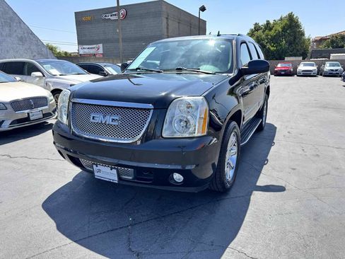 Used 2011 GMC Yukon Denali RWD image 12
