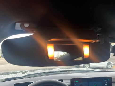 Used 2025 Ford Mustang Coupe image 20