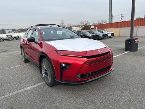 New 2025 Toyota Crown Signia Limited image 7