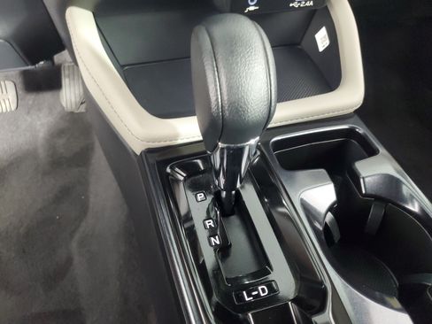 Used 2026 Subaru Forester AWD/4WD image 19