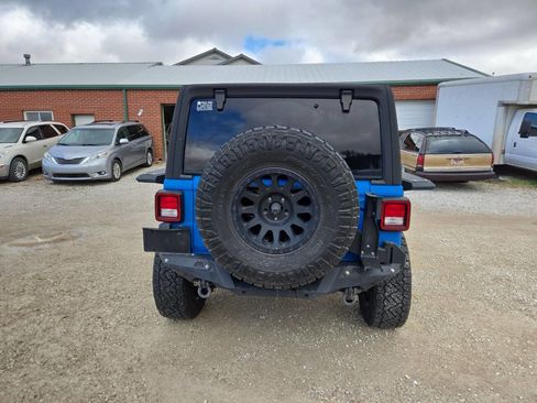 Used 2018 Jeep Wrangler Unlimited Sport S image 16