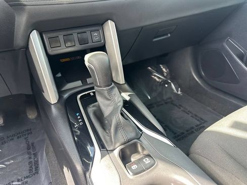 Used 2024 Toyota Corolla Cross LE w/ Moonroof Package AWD/4WD image 23