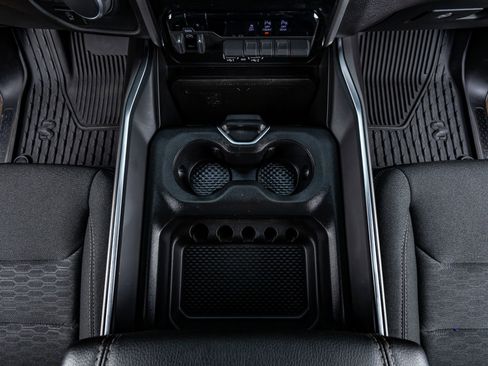 Used 2025 RAM 1500 Big Horn image 28