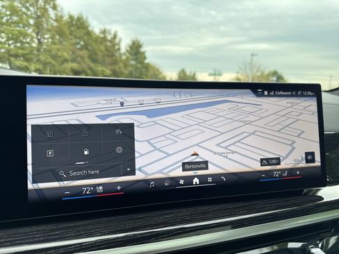 New 2026 BMW X7 xDrive40i w/ M Sport Package image 17