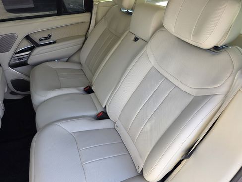 Certified 2024 Land Rover Range Rover Autobiography AWD/4WD image 16
