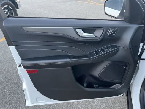 Used 2023 Ford Escape Active w/ Tech Pack #2 image 16