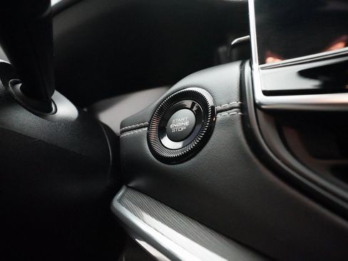 Used 2024 Jeep Compass Limited w/ High Altitude Package image 30