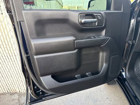 Used 2023 Chevrolet Silverado 1500 Custom image 26