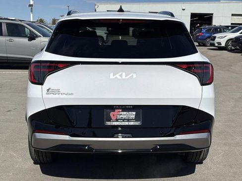 New 2026 Kia Sportage SX image 4