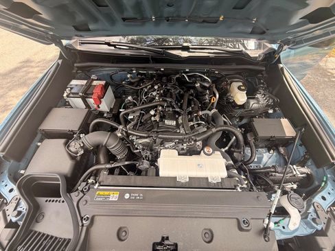 Used 2025 Toyota 4Runner SR5 RWD image 24
