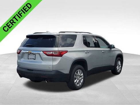 Certified 2021 Chevrolet Traverse LT FWD image 4