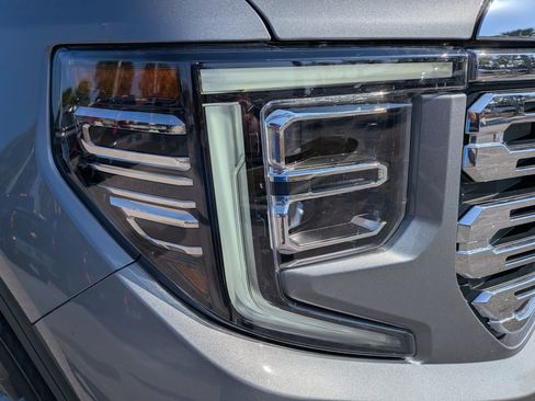 Used 2024 GMC Sierra 1500 Denali w/ Denali Reserve Package image 8