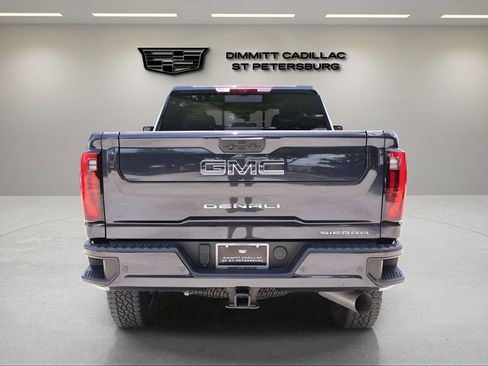Used 2024 GMC Sierra 2500 Denali Ultimate w/ Max Trailering Package AWD/4WD image 4