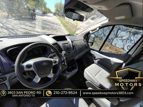 Used 2019 Ford Transit 250 130 Low Roof RWD image 10