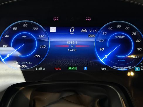 Used 2024 Mercedes-Benz EQS 450+ SUV image 31